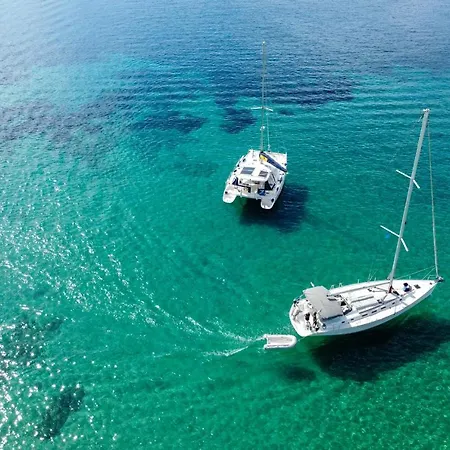 Villa Mykonos 4 Bedroom Cycladic With Free Parking