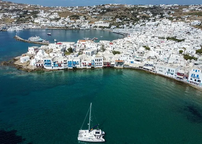 Mykonos 4 Bedroom Cycladic With Free Parking